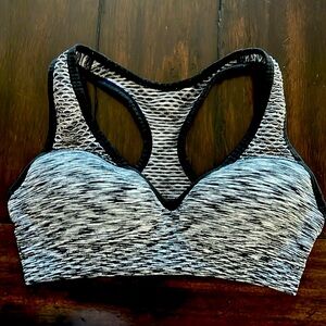 Victoria Secret Sports Bra size small